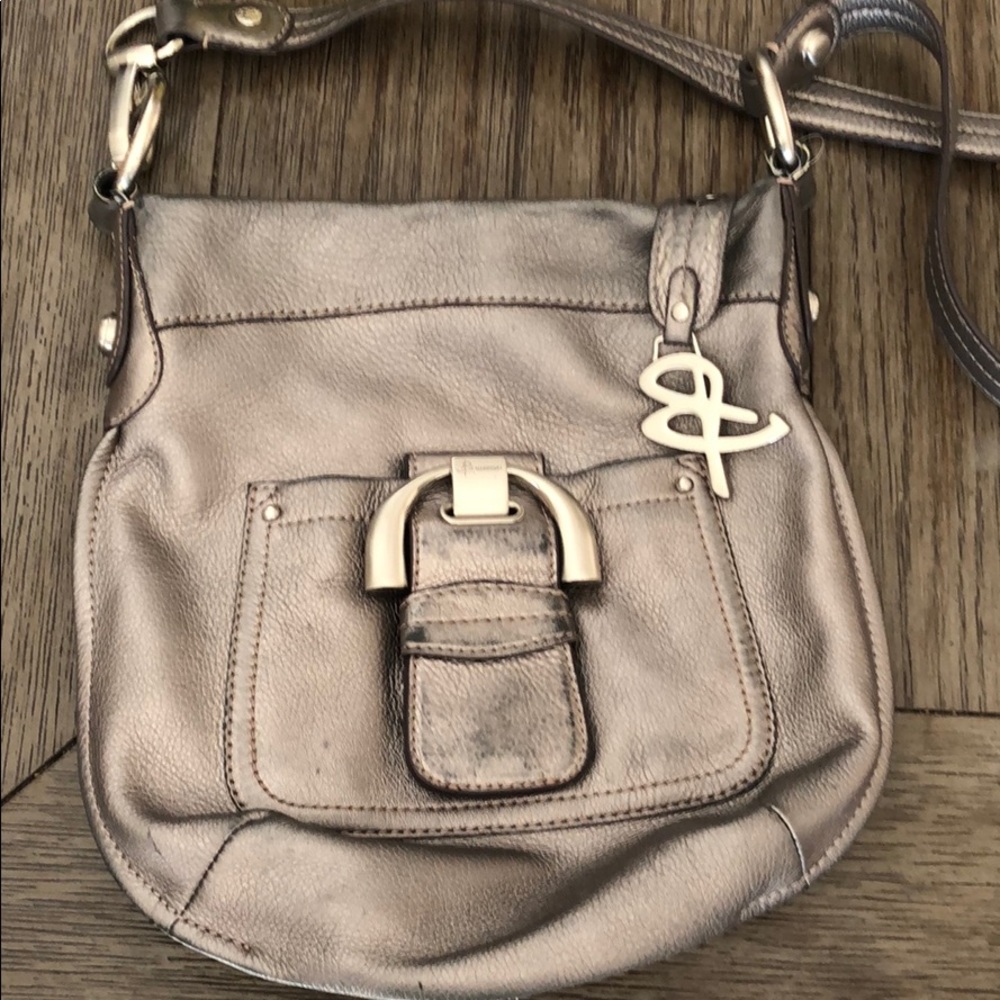B. Makowsky shoulder bag